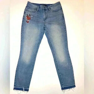 NYDJ Los Angeles Womens Alina Ankle Size 8  Lift Tuck Technology